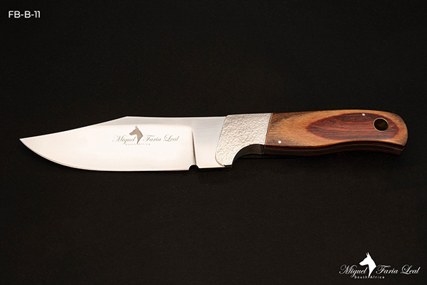 bowie knife
