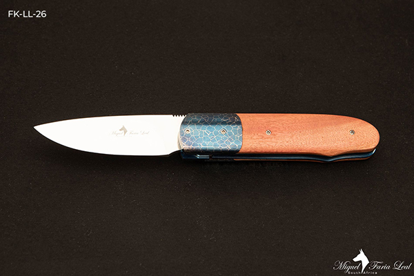 linerlock-folding-knife